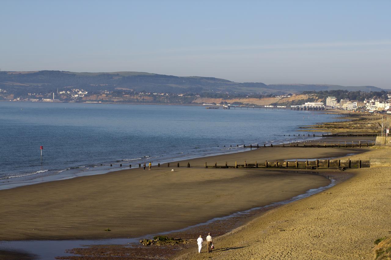 Sandown Hotel - Sandown, Isle Of Wight --- Return Car Ferry 89 Pounds From Southampton エクステリア 写真