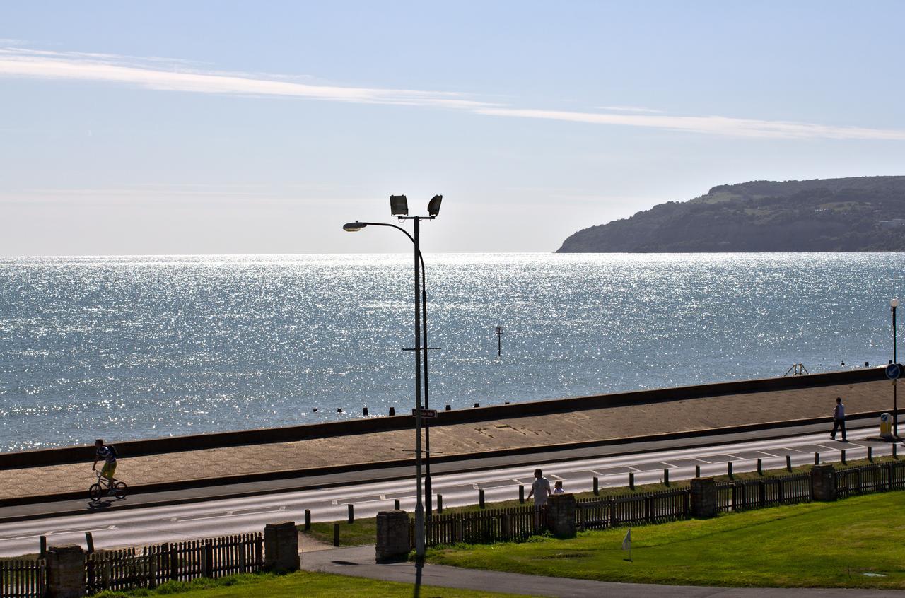 Sandown Hotel - Sandown, Isle Of Wight --- Return Car Ferry 89 Pounds From Southampton エクステリア 写真